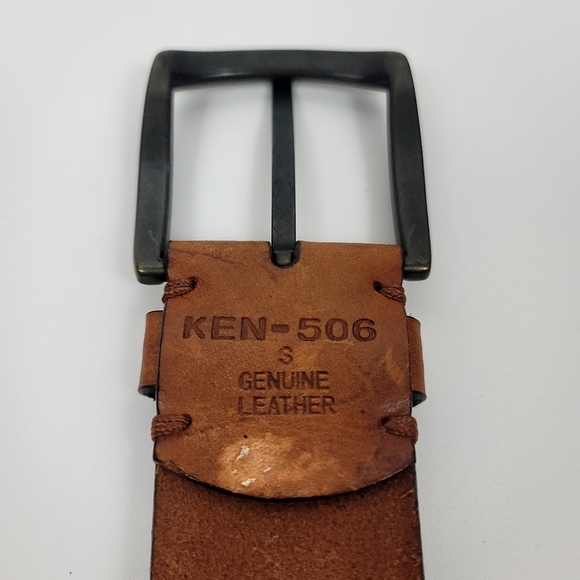 vintage Leather belt with buckle size small - Picture 2 of 8